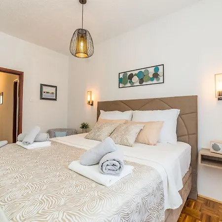 Appartement Tinel Sukošan