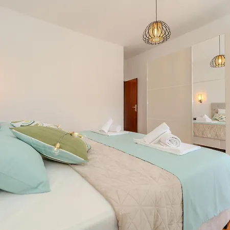 Tinel Apartmán Sukošan