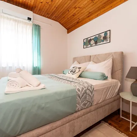 Appartement Tinel Sukošan