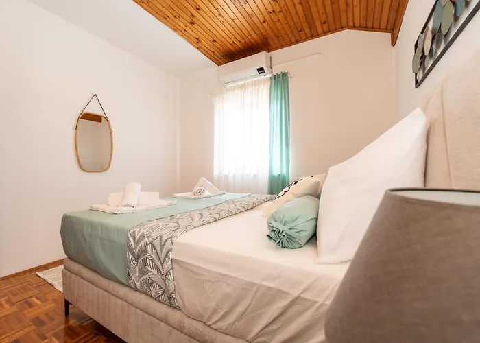 Tinel Apartmán Sukošan