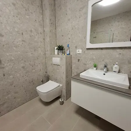 Apartment Tinel *